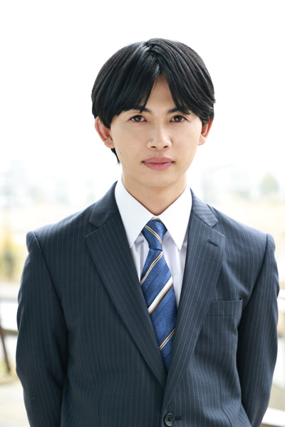 高峰智哉役／草川直弥