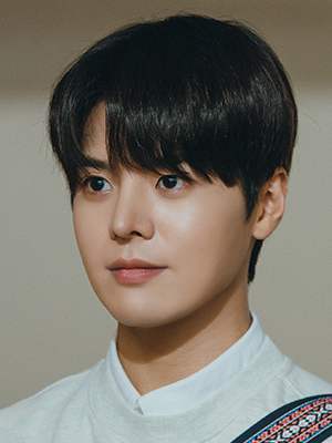 ハ・ウンギョル(高校2年生)