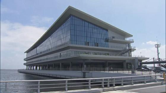 東京・江東区青海に、超大型クルーズ船も寄港できるターミナルがオープンしました。